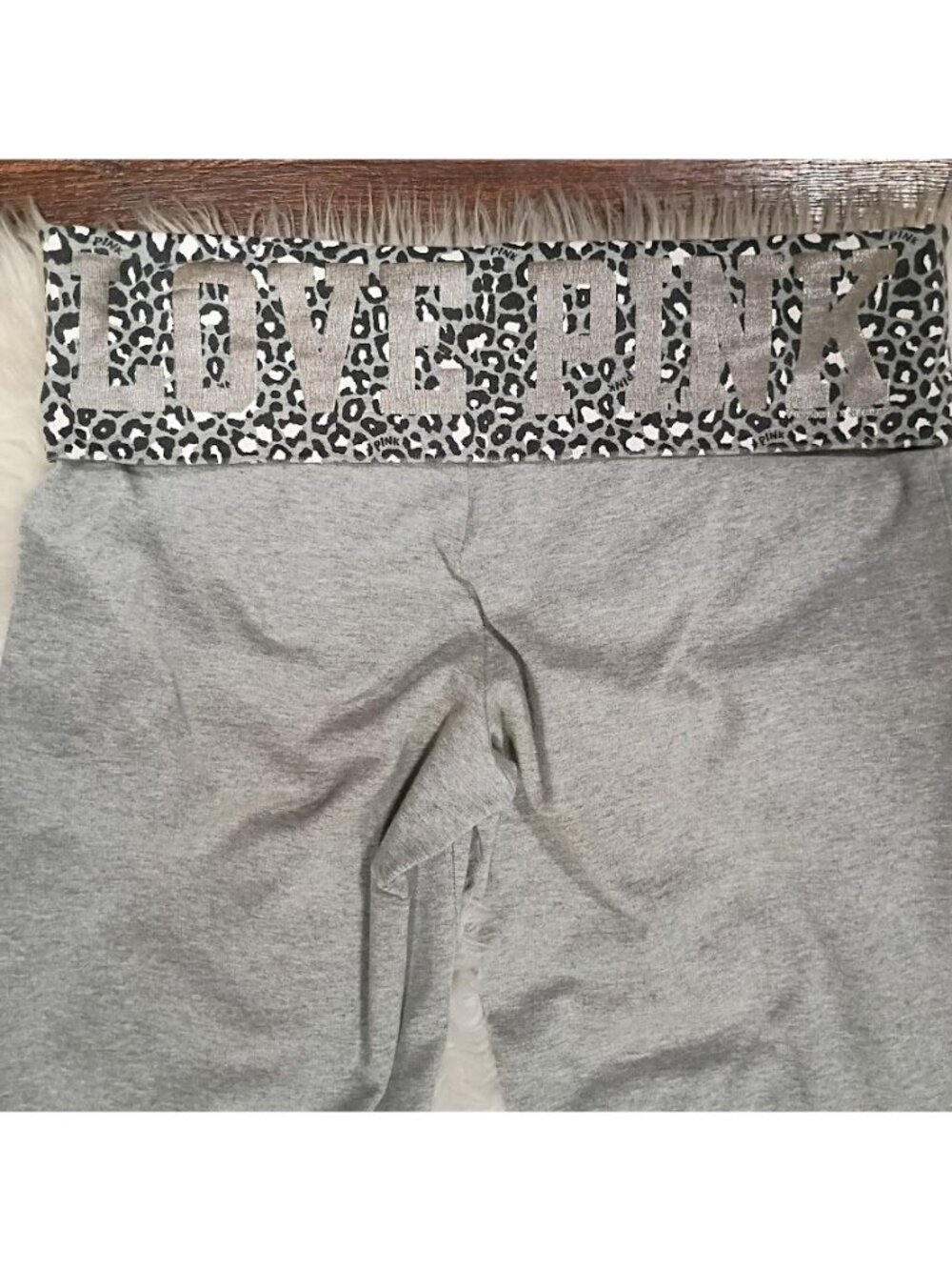 Victorias Secret Pink Fold-Over Yoga Pants Cheetah Print Waistband Gray Size S - Picture 14 of 15
